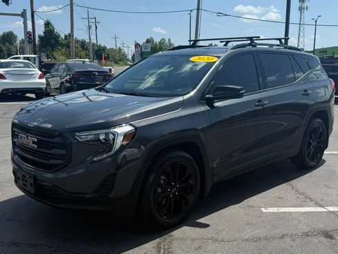 Used 2020 GMC Terrain SLE w/ Driver Convenience Package FWD image 7