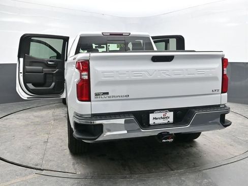 Used 2020 Chevrolet Silverado 1500 LTZ w/ LTZ Convenience Package image 45