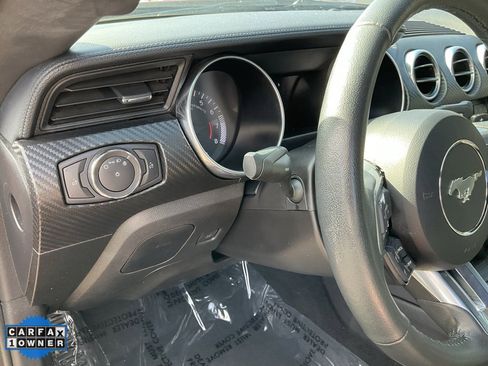 Used 2020 Ford Mustang Coupe image 17