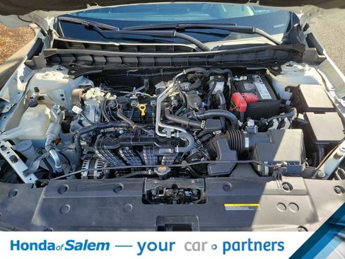 Used 2023 Nissan Altima 2.5 SV image 9