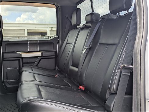 Used 2020 Ford F350 Lariat w/ Lariat Value Package AWD/4WD image 18