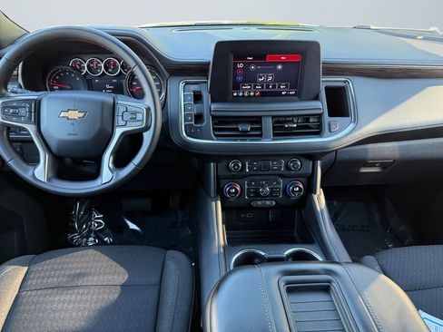 Used 2023 Chevrolet Suburban LS w/ Driver Alert Package image 10