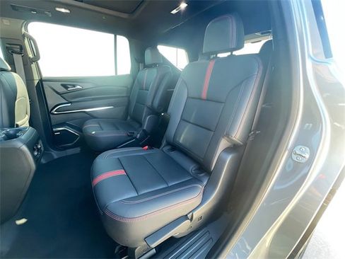 Used 2024 Chevrolet Traverse RS image 26