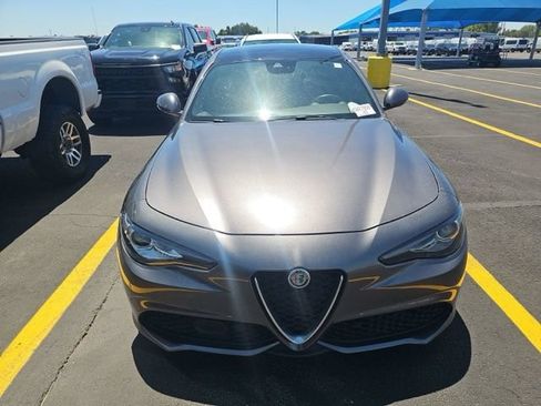 Used 2020 Alfa Romeo Giulia Ti Sport w/ Quick Order Package 22U Sport RWD image 3