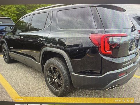 Used 2023 GMC Acadia AT4 w/ Technology Package AWD/4WD image 4