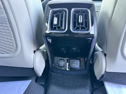 New 2025 Kia Sorento SX Prestige image 23