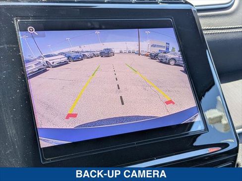 Used 2024 Jeep Grand Cherokee L Laredo AWD/4WD image 19