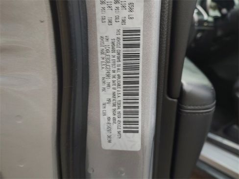 Used 2018 Jeep Grand Cherokee Limited image 35