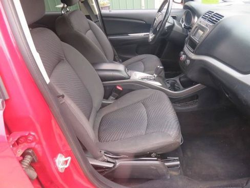 Used 2017 Dodge Journey Crossroad AWD/4WD image 19