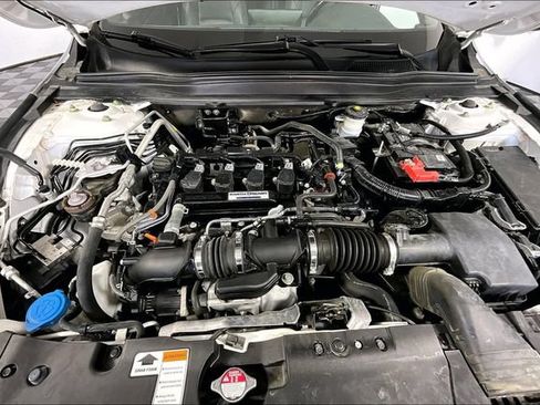 Used 2020 Honda Accord Sport image 9