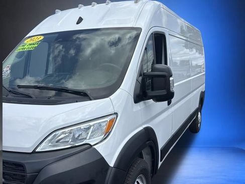 Used 2023 RAM ProMaster 2500 FWD image 2