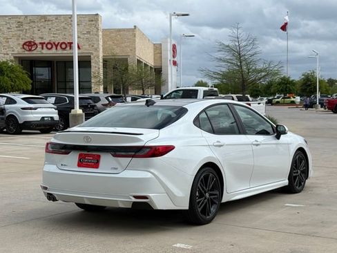 Used 2026 Toyota Camry XSE FWD image 5