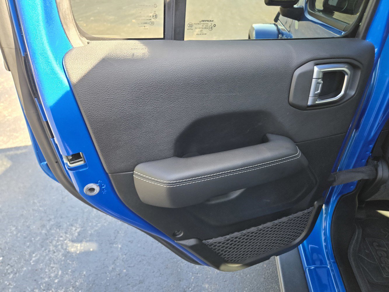 Used 2020 Jeep Gladiator Overland AWD/4WD image 37