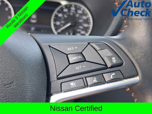 Certified 2023 Nissan Sentra SR w/ SR Premium Package FWD image 27