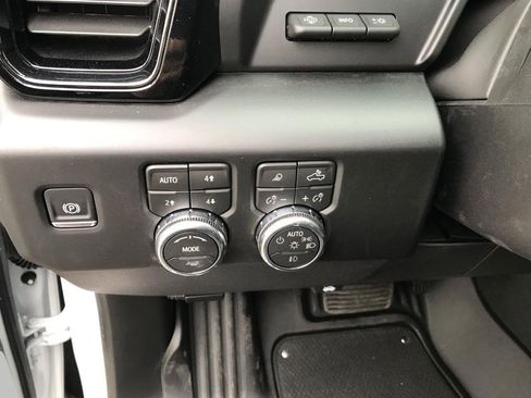 New 2026 GMC Sierra 1500 AT4 w/ AT4 Premium Package AWD/4WD image 51