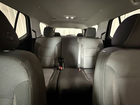 Used 2018 Chevrolet Traverse LT AWD/4WD image 26