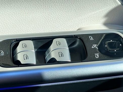 Certified 2026 Mercedes-Benz C 300 4MATIC Sedan image 36