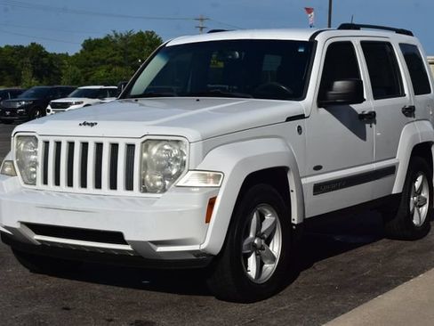 Used 2012 Jeep Liberty Sport AWD/4WD image 13