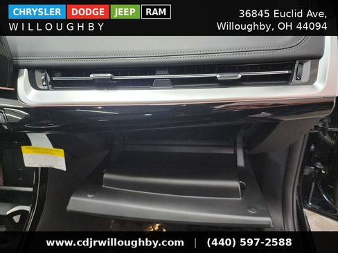Used 2026 BMW X1 xDrive28i w/ Technology Package AWD/4WD image 36