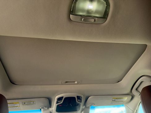 Used 2021 Subaru Outback Touring XT image 20