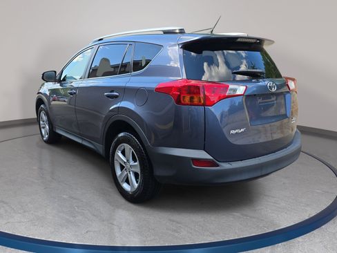 Used 2013 Toyota RAV4 XLE AWD/4WD image 7