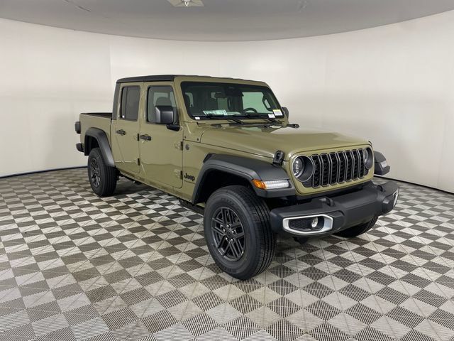 New 2026 Jeep Gladiator Sport AWD/4WD image 11