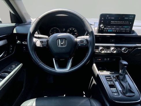 Used 2025 Honda CR-V EX-L image 8