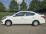 Used 2015 Nissan Versa SV image 3