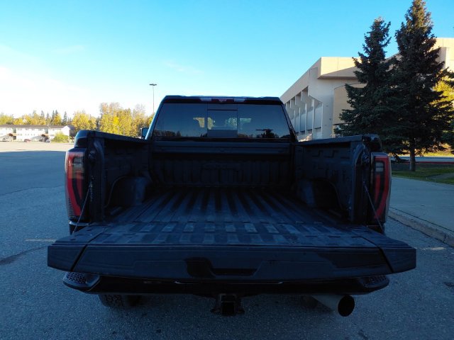 Used 2024 GMC Sierra 2500 AT4 w/ AT4 Premium Plus Package AWD/4WD image 23