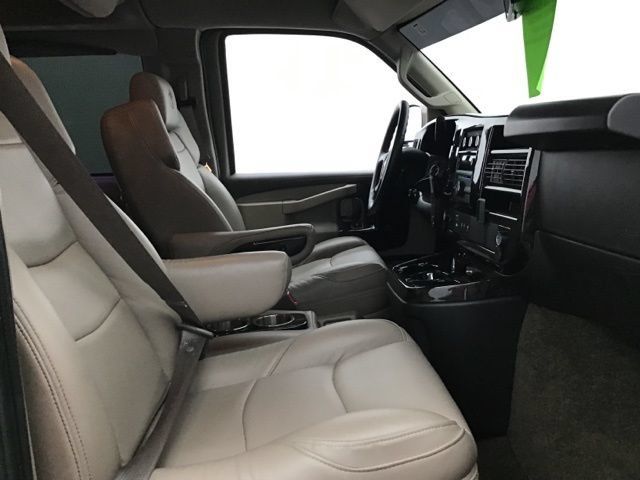Used 2023 Chevrolet Express 2500 RWD image 40