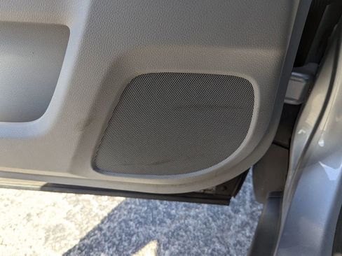 Used 2017 Honda Pilot EX-L image 18