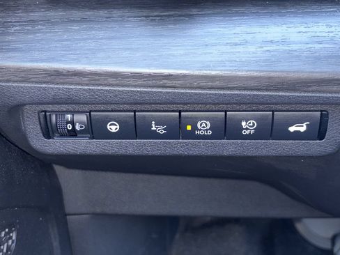 Certified 2023 Nissan Ariya AWD/4WD image 22