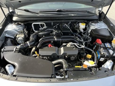 Used 2019 Subaru Outback 2.5i Premium image 19