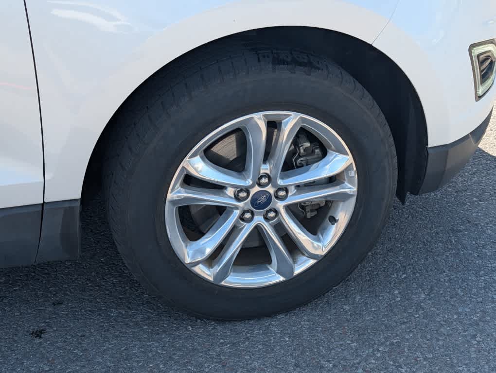 Used 2017 Ford Edge SEL w/ Equipment Group 201A AWD/4WD image 13