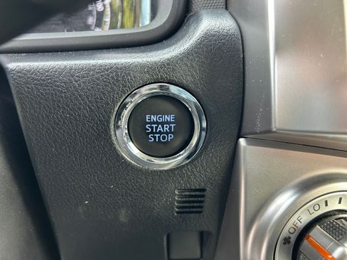 Certified 2023 Toyota 4Runner SR5 AWD/4WD image 18