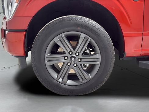 Used 2023 Ford F150 Lariat w/ Equipment Group 502A High AWD/4WD image 31