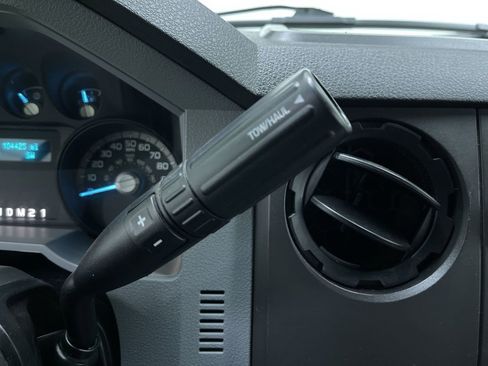 Used 2016 Ford F250 XL w/ Power Equipment Group image 22