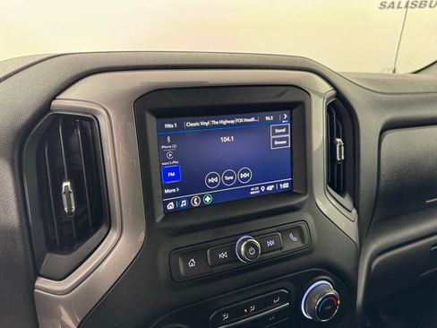 Used 2022 Chevrolet Silverado 1500 Custom AWD/4WD image 15