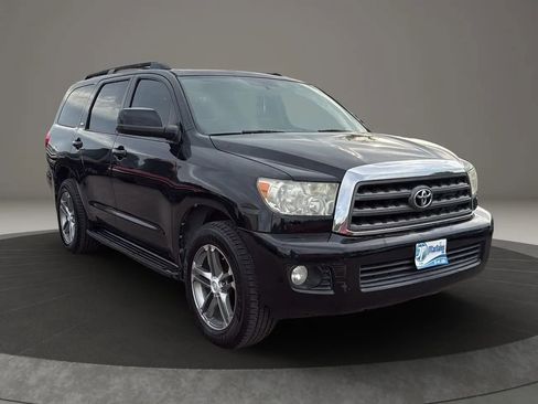 Used 2012 Toyota Sequoia SR5 image 4