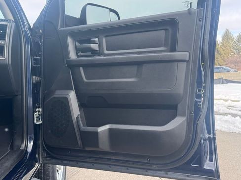 Used 2018 RAM 2500 Tradesman w/ Chrome Appearance Group image 46