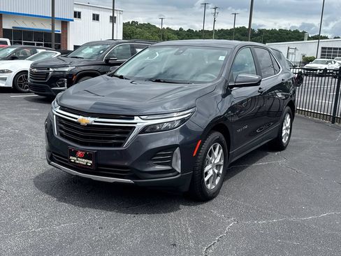 Used 2023 Chevrolet Equinox LT w/ LPO, Floor Liner Package FWD image 2
