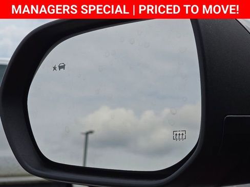 New 2025 Chevrolet Equinox RS w/ Safety and Technology Package image 32