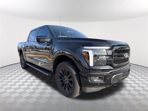 Used 2025 Ford F150 Lariat w/ Equipment Group 501A Mid image 3