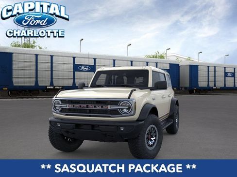 New 2026 Ford Bronco Outer Banks w/ Sasquatch Package AWD/4WD image 2