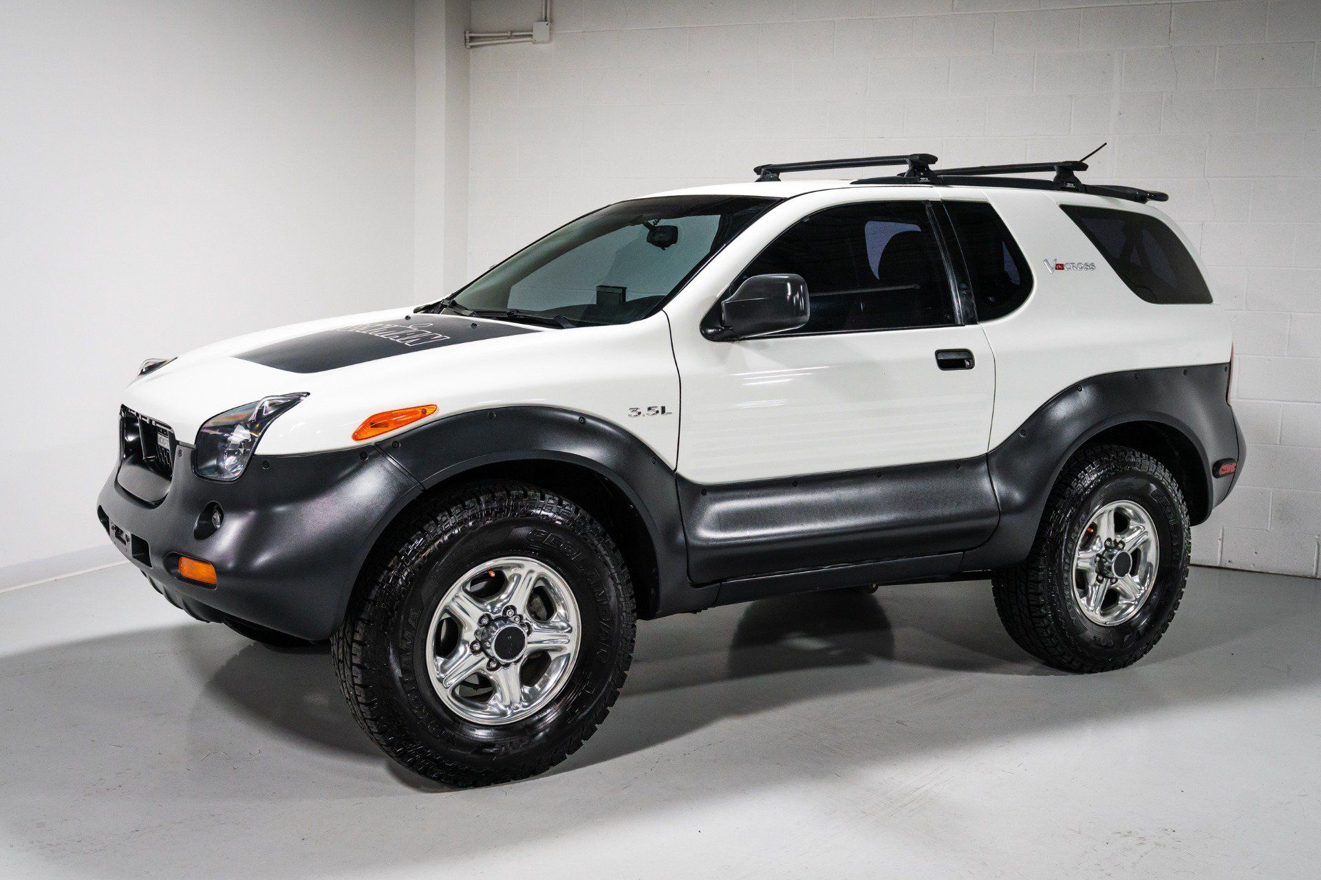 Used 1999 Isuzu VehiCROSS AWD/4WD image 7