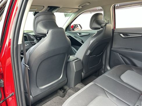 New 2026 Kia Niro LX FWD image 13