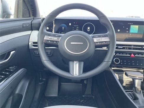 New 2026 Hyundai Santa Cruz Limited image 13