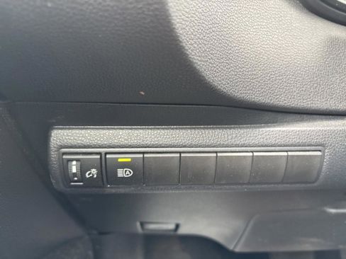 Used 2024 Toyota Corolla LE image 18