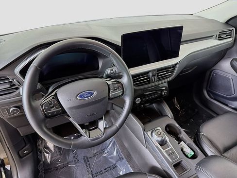Used 2024 Ford Escape Platinum AWD/4WD image 19