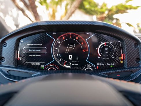 Used 2025 Lamborghini Revuelto AWD/4WD image 10
